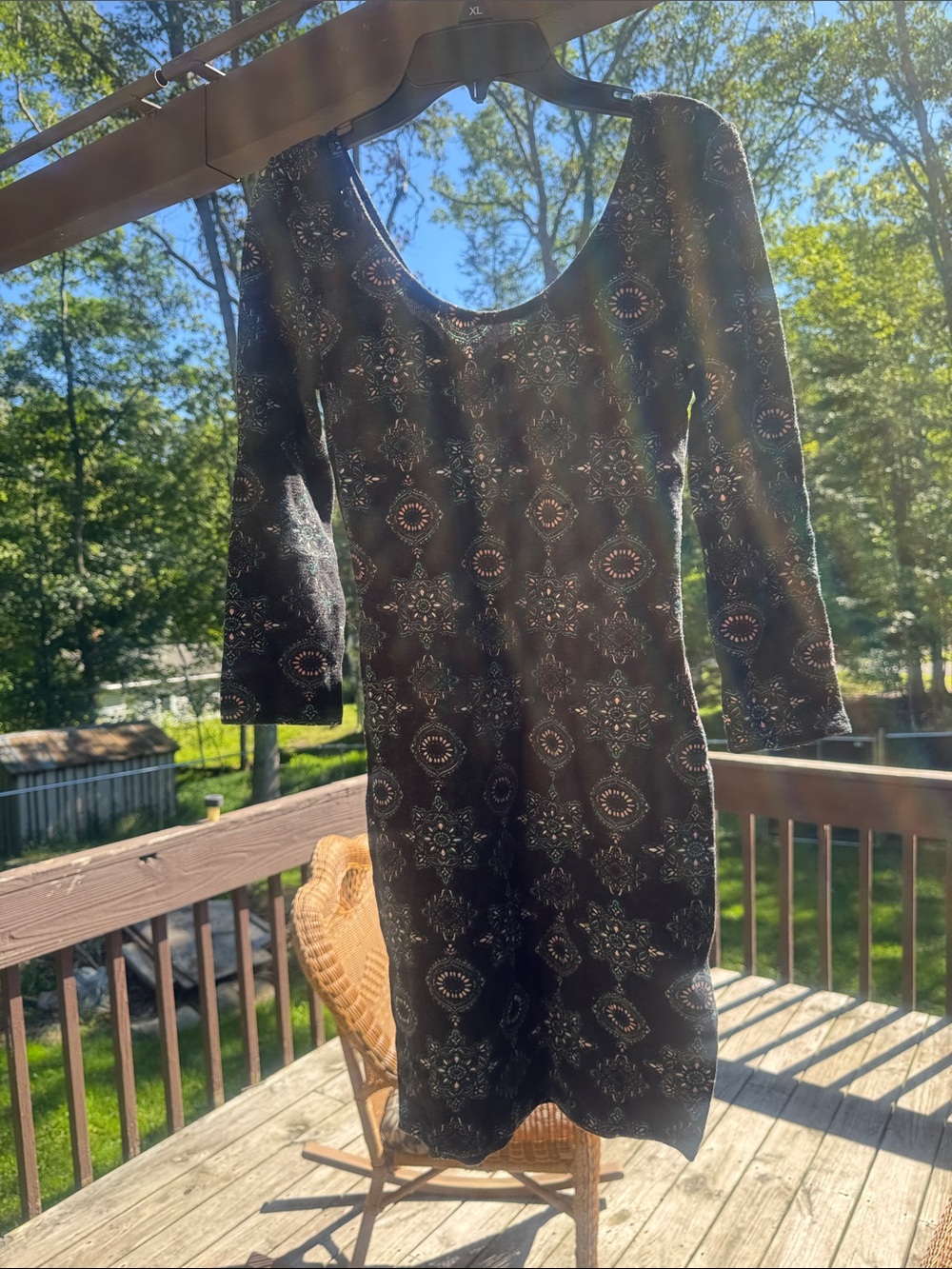 Charlotte Russe Black Scoop-Neck Patterned Long-Sleeve Dress